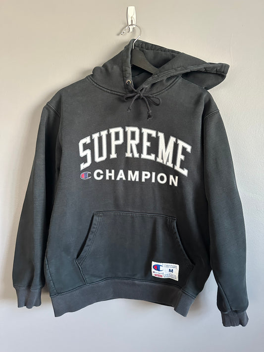 Supreme x Champion Black SS17 Pullover Sweatshirt Mens Medium Streetwear Used